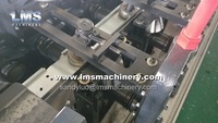 Machine de profilage de ligne de formage à rouleaux pour cadre de réfrigérateur, congélateur, armoire, meneau inférieur, haute précision