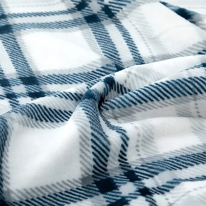 Super soft wholesale cheap custom plaid print flannel fleece throw blankets