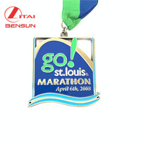 Médaille de sport personnalisée en métal émaillé, vierge, pour la course de marathon, en gros, OEM, couleur or
