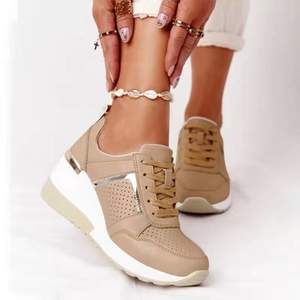 2026 nouveau KJ vente chaude femmes chaussures grande taille marche décontracté grosses chaussures mode à la mode Sport baskets mode tendance Sneaker - Product Image 1