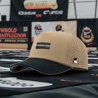 Gorra de Golf Curva Impermeable de 5 Paneles Personalizada, 100% Poliéster Dobby, Gorra Trucker Perforada con Corte Láser, Gorra de Golf con Cierre a Presión