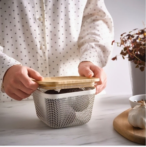 ארון countertop רשת תיל מתכת רשת המארגן סל אחסון עם מכסה עץ ולמזון פירות פיקניק ופריטים אחרים - Product Image 2