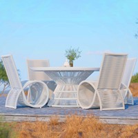 Ensemble de meubles en rotin d'extérieur modernes, imperméables, durables, résistants aux intempéries, table basse et chaises pour hôtel, villa, balcon, cour