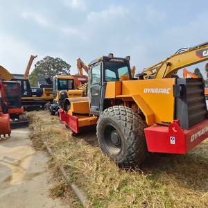 Rouleau compresseur monocylindre Dynapac d'occasion de qualité supérieure CA25D CA301D CA251D, moteur diesel 110 kW, pression statique 40-70 kN - Product Image 2