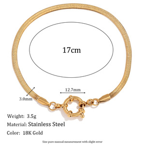 สร้อยข้อมือแบบหลายสไตล์พร้อมตัวล็อคแบบสปริงริง |   สแตนเลสสตีลชุบทอง 18K PVD |   เครื่องประดับกันน้ำไม่หมอง - Product Image 2