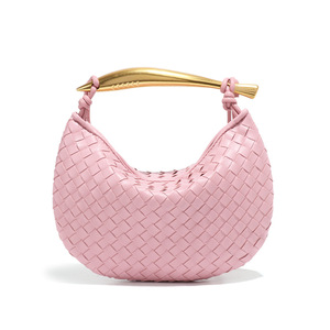 Sac à bandoulière souple en cuir PU tissé OEM ODM pour femme avec poignée dorée – Sac à main de créateur haut de gamme - Product Image 5