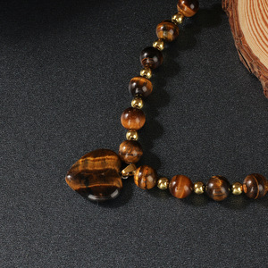 Collana Maillard con Occhio di Tigre per Donne, Ciondolo Naturale a Forma di Cuore, Catena con Perline, Sfera Geometrica Diamantata, Ispirazione Buddista, Vendita all'Ingrosso - Product Image 3