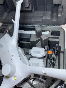Matrice 4D (avec RC <span class=keywords><strong>Plus</strong></span> <span class=keywords><strong>2</strong></span> Enterprise) certifié IP55, compatible avec Dock 3 pour l'inspection industrielle et la cartographie par drone - Product Image 4