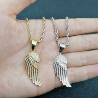 Collier Aile Rapper Hip Hop Iced Out avec Pendentif Aile d'Ange en Or