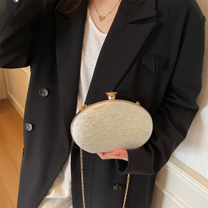 Bolso de mano de acrílico con efecto mármol <span class=keywords><strong>fucsia</strong></span>, con cierre de diamante y cadena, para <span class=keywords><strong>fiesta</strong></span> formal, texturizado, para banquete, rígido, tipo cartera y bolsos de mano - Product Image 5