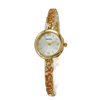 Nuevo reloj de pulsera con incrustaciones de diamantes para mujer, estilo retro, resistente al agua, de alta gama, estilo exclusivo.