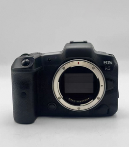 Capteur plein format 45MP + obturateur électronique 20 ips — la R5 est le phare en matière de qualité d'image et de vitesse ! - Product Image 1