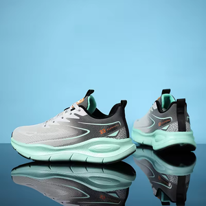 Zapatillas para correr al aire libre de alta calidad, de caña baja, informales, ligeras, resistentes al desgaste, antideslizantes, con suela gruesa, estilo moderno para caminar. - Product Image 4