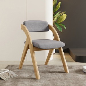 Fauteuil pliant en bois de caoutchouc massif avec cadre robuste et épais, assise et dossier rembourrés, vente en gros, rangement facile, directement de l'usine, en vrac - Product Image 1