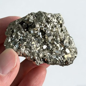 Cluster Grezzo di Pirite Naturale del Perù, Cristallo Dorato, Pietra Minerale Grezza per la Guarigione - Product Image 2