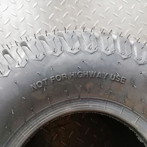 Pneus ATV 18x8.5-8 pour voiturettes de golf, pneus pour tracteurs de pelouse avec 4 valves droites, pneus sans chambre à air pour voiturettes de golf et tondeuses à gazon - Product Image 6