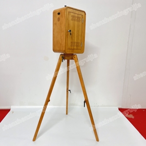 2025 nouveau modèle DSLR rétro en bois iPad <span class=keywords><strong>Photo</strong></span> <span class=keywords><strong>Booth</strong></span> 12.9 pouces iPad <span class=keywords><strong>Photo</strong></span> <span class=keywords><strong>Booth</strong></span> fête et événement - Product Image 4