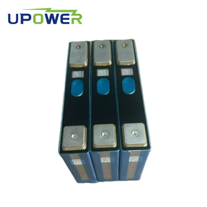 แบตเตอรี่ลิเธียมทรงปริซึม ULi NMC 3.7V 55Ah ยี่ห้อใหม่ สำหรับเชื่อมต่อกับรถสามล้อและมอเตอร์ไซค์ - Product Image 2