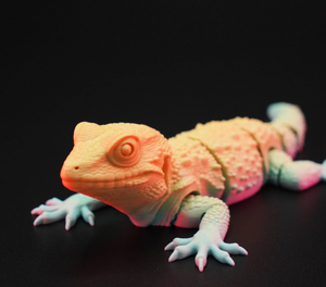 Modèle de gecko simulé imprimé en 3D, imprimé en PLA, personnalisable et disponible en gros, accessoires de bureau - Product Image 2