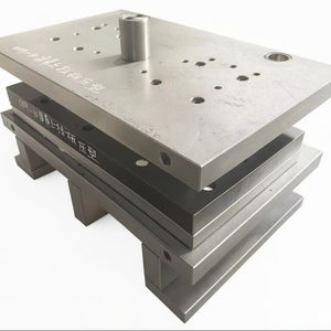 Современные производители изготавливают на заказ прецизионные прогрессивные штампы для оборудования и инструментов для штамповки мелкой бытовой техники - Product Image 1