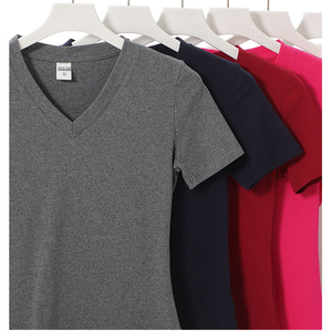 T-<span class=keywords><strong>shirt</strong></span> <span class=keywords><strong>basique</strong></span> d'été pour <span class=keywords><strong>femme</strong></span> RUICHI, col en V, en fil de spandex, manches courtes, couleur unie, coupe ajustée - Product Image 5