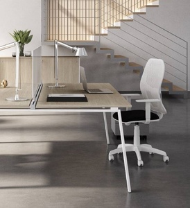 Mesa de oficina de diseño italiano de primera calidad, muebles italianos Delta, mesa de estudio - Product Image 3