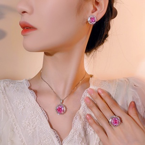 Ensemble de boucles d'oreilles pendantes florales en zircon plaqué or cuivre écologique 14-10 mm, bijoux pour femmes pour une élégance au quotidien - Product Image 6