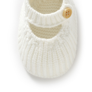 Chaussures pour bébé en tricot doux en vente chaude - Fermeture à crochets et boucles, chaussons chauds pour nourrissons |   Chaussures confortables pour nouveau-nés (<span class=keywords><strong>6</strong></span> couleurs) - Product Image 5