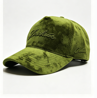 Gorra de terciopelo al por mayor, gorra de camionero de malla personalizada de felpa, gorra de terciopelo borrosa bordada personalizada de 5 paneles