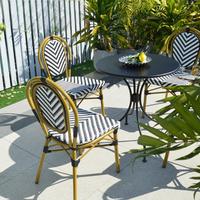 Mobilier d'extérieur en aluminium pour restaurant Bar français Chaises et tables de jardin imperméables Chaise d'extérieur en rotin rétro