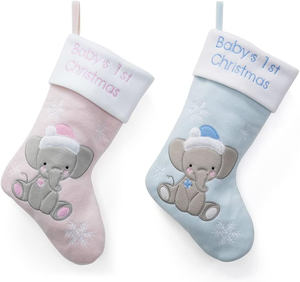 Nouveau-né bébé fille et garçon premiers bas de Noël et sacs-cadeaux conception d'éléphant boules suspendues décor de Noël - Product Image 1