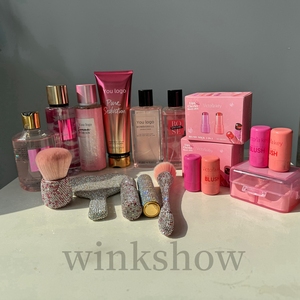 Perfume Original Victoria's Secret de 250 ml, Desodorante para Mujer con Aroma Floral y Frutal, Fragancia Duradera - Product Image 4