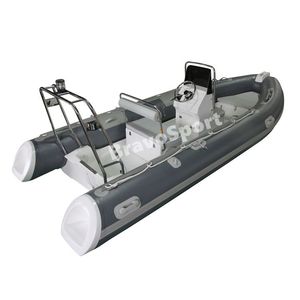 RIB 520, Bote Neumático Rígido de Fibra de Vidrio con Barra Antivuelco de Acero Inoxidable en Venta - Product Image 1