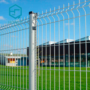 Clôture incurvée 3D <span class=keywords><strong>Grillage</strong></span> PVC Cadre en fer Portes d'allée de sécurité Clôture de jardin en bois traité thermiquement Service de modélisation 3D inclus - Product Image 6