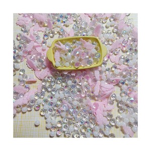 Vente en gros de bonbons sucrés en argile polymère de couleur rose pastel pour boules à neige, remplissages de slime - Product Image 3