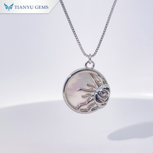 Collar con Colgante de Sol y Luna de Plata 925 de Tianyu Gems para Mujer, Amuleto Redondo Celestial Minimalista, Joyería de Moda - Product Image 1