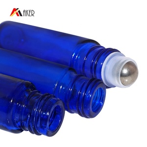 Hot sale cobalt blue 10ml empty glass roll on bottle with gold aluminum covered screw cap and stainless steel roller <span class=keywords><strong>ball</strong></span> - Product Image 3