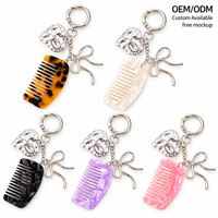 NEWYEAH Peigne à dents larges en acétate écaille de tortue vintage, porte-clés avec décorations marteau argenté, cœur et nœud, OEM ODM personnalisé pour cadeau promotionnel