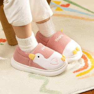 <span class=keywords><strong>Hiver</strong></span> Chaud Mignon Cartoon Intérieur Mule Doux Antidérapant Chaussons Fluffy pour Enfants Adolescents Garçons Filles Enfants Maison <span class=keywords><strong>Chaussures</strong></span> Coton Usine - Product Image 3