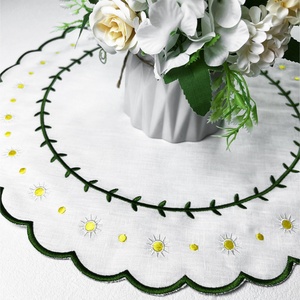 Wholesale Flower <b>Linen</b> Napkins Wedding with Embroidered Edge <b>Table</b> <b>Cloth</b> Scalloped <b>Linen</b> Napkins Eco Friendly French Luxury Flax - Product Image 4