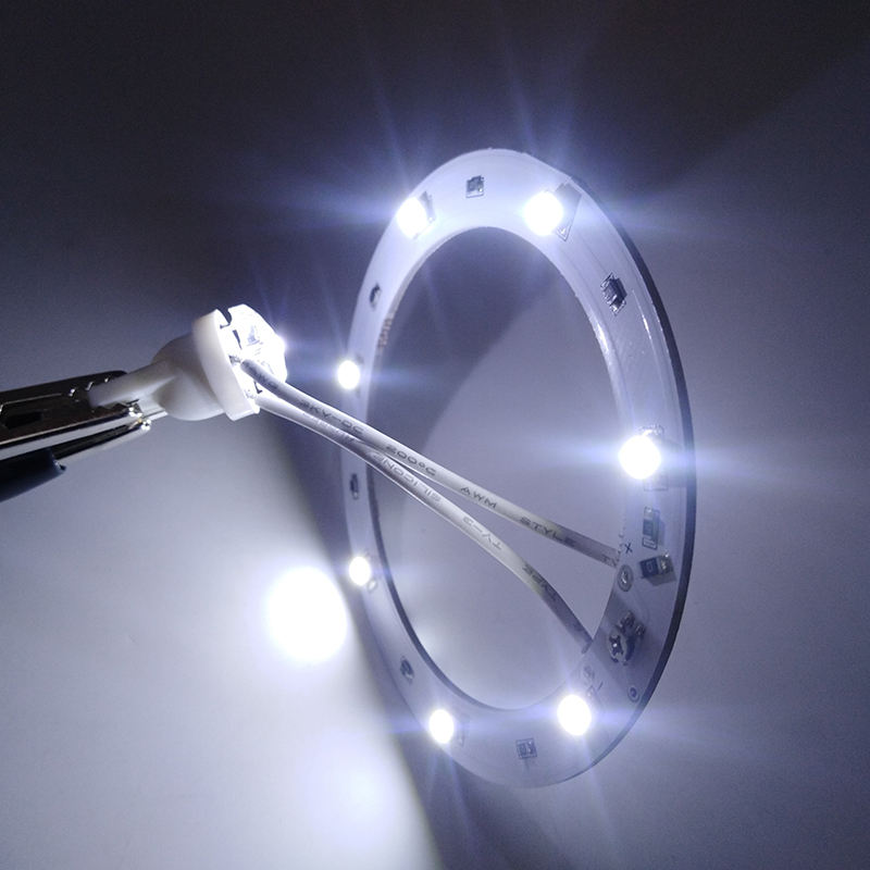 ขาวเย็น &amp; ขาวเย็น