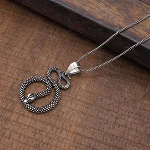 Collar con colgante de Animal Chapado en plata de ley 925 de serpiente de diseñador exclusivo, joyería fina Unisex con cadena de cuerda gótica - Product Image 3