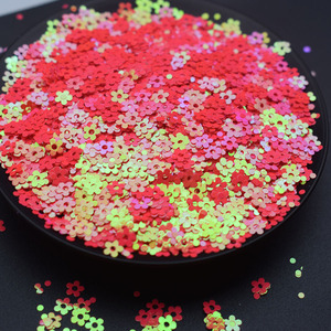 Paillettes irisées en forme <span class=keywords><strong>de</strong></span> petites fleurs délicates pour ongles, loisirs créatifs, formes <span class=keywords><strong>de</strong></span> paillettes, sequins pour résine, coques <span class=keywords><strong>de</strong></span> téléphone, DIY, gobelets - Product Image 1