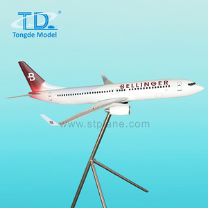 Maquette d'<span class=keywords><strong>avion</strong></span> Bellinger B737-800 1/35 120cm en résine composite moulée à la main, couleur personnalisable, cadeau d'affaires - Product Image 2