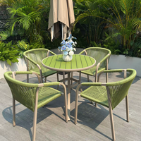 Meubles de restaurant en aluminium d'extérieur, table et chaises composites ODM pour café, centre commercial