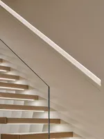 Escalier flottant moderne, escalier suspendu sur mesure, escaliers flottants