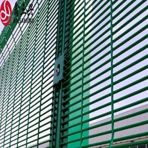 Bwg12-Bwg24 कम कीमत pvc लेडेड वायर मेष पैनल/चिकन पेन/फ्लाई पेन वेल्डेड वायर बाड़ नेटटिंग - Product Image 2