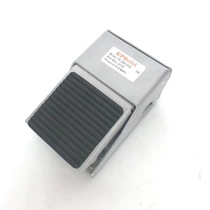 FV-320 manuale 3/2 vie interruttore valvola pedale 12mm aria filettata pneumatico con supporto di personalizzazione OEM - Product Image 1
