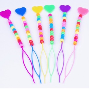 100 piezas/bolsa Herramientas <span class=keywords><strong>para</strong></span> trenzar el cabello, Herramientas mágicas <span class=keywords><strong>para</strong></span> trenzas con cuentas, Aguja <span class=keywords><strong>para</strong></span> hacer moños de cola de caballo, Cabezal <span class=keywords><strong>para</strong></span> hacer cuentas en el cabello <span class=keywords><strong>para</strong></span> niños - Product Image 3