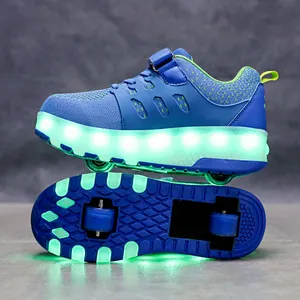 Nouveau design enfants 2 chaussures de rouleau de roue de mode chaussure de skate semelle avec rouleau, led allumer les enfants racer chaussures de patin à roulettes